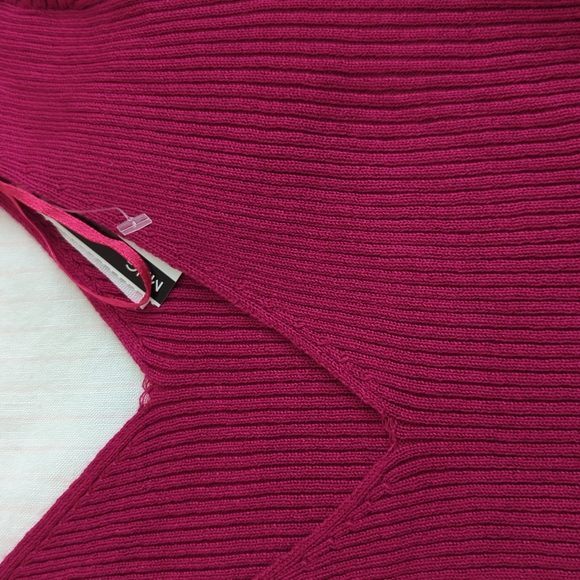 NWT hot pink ribbed v neck sweater by Mango - Picture 2 of 5